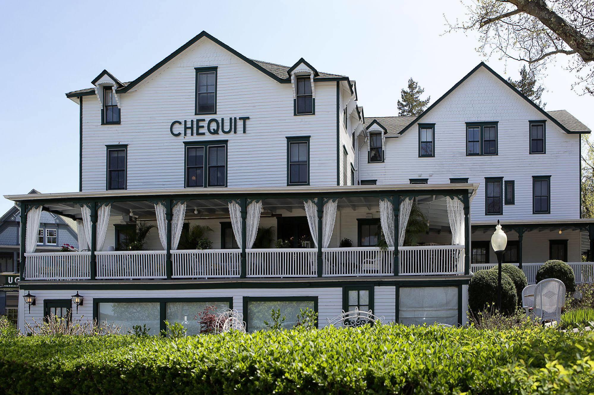 The Chequit Hotel Shelter Island Heights Exterior photo